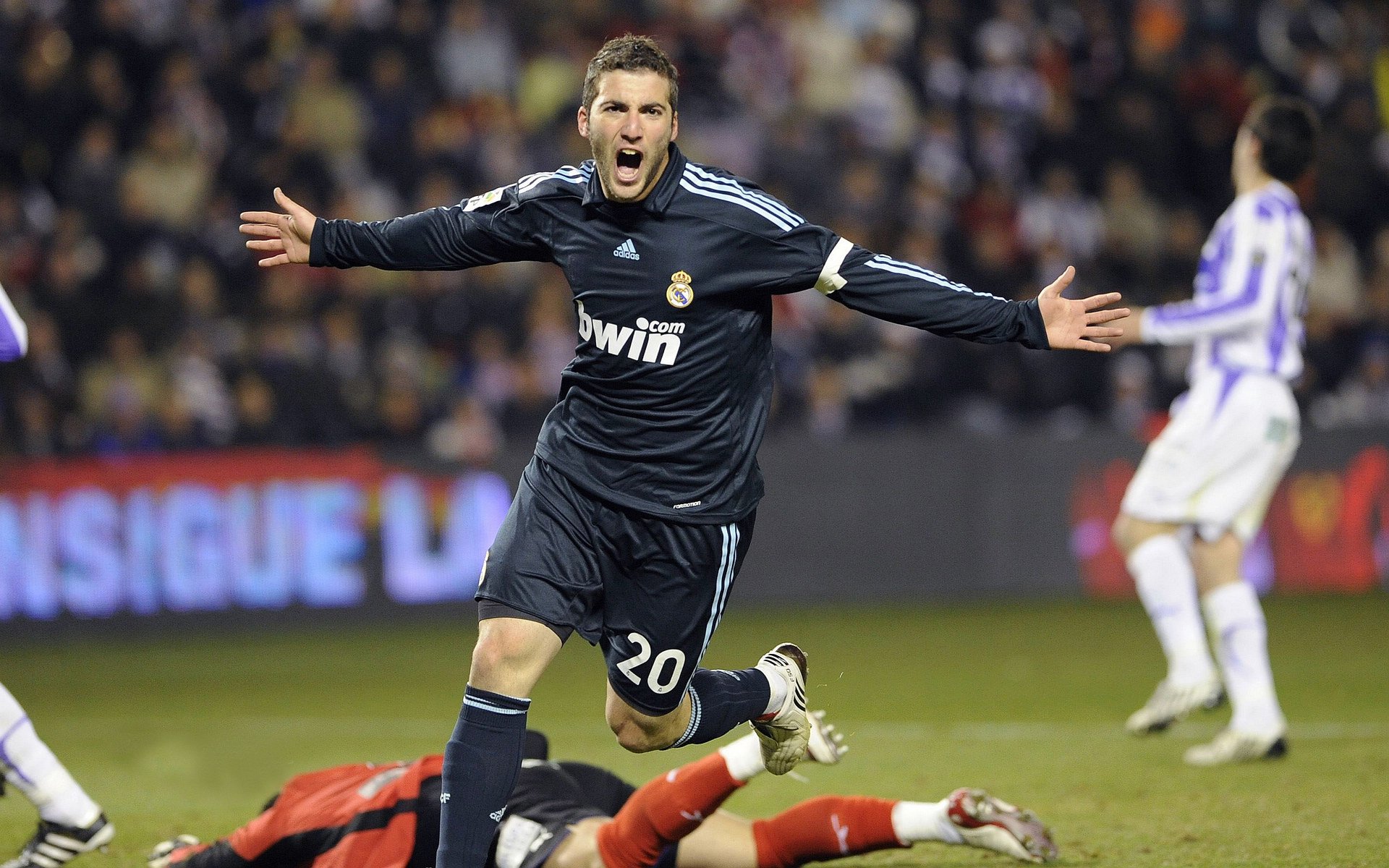 中小学体育活动激励，中小学生体育课准备运动